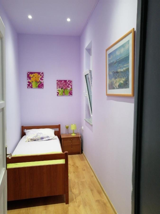 Apartman Antonija Pula Exterior photo